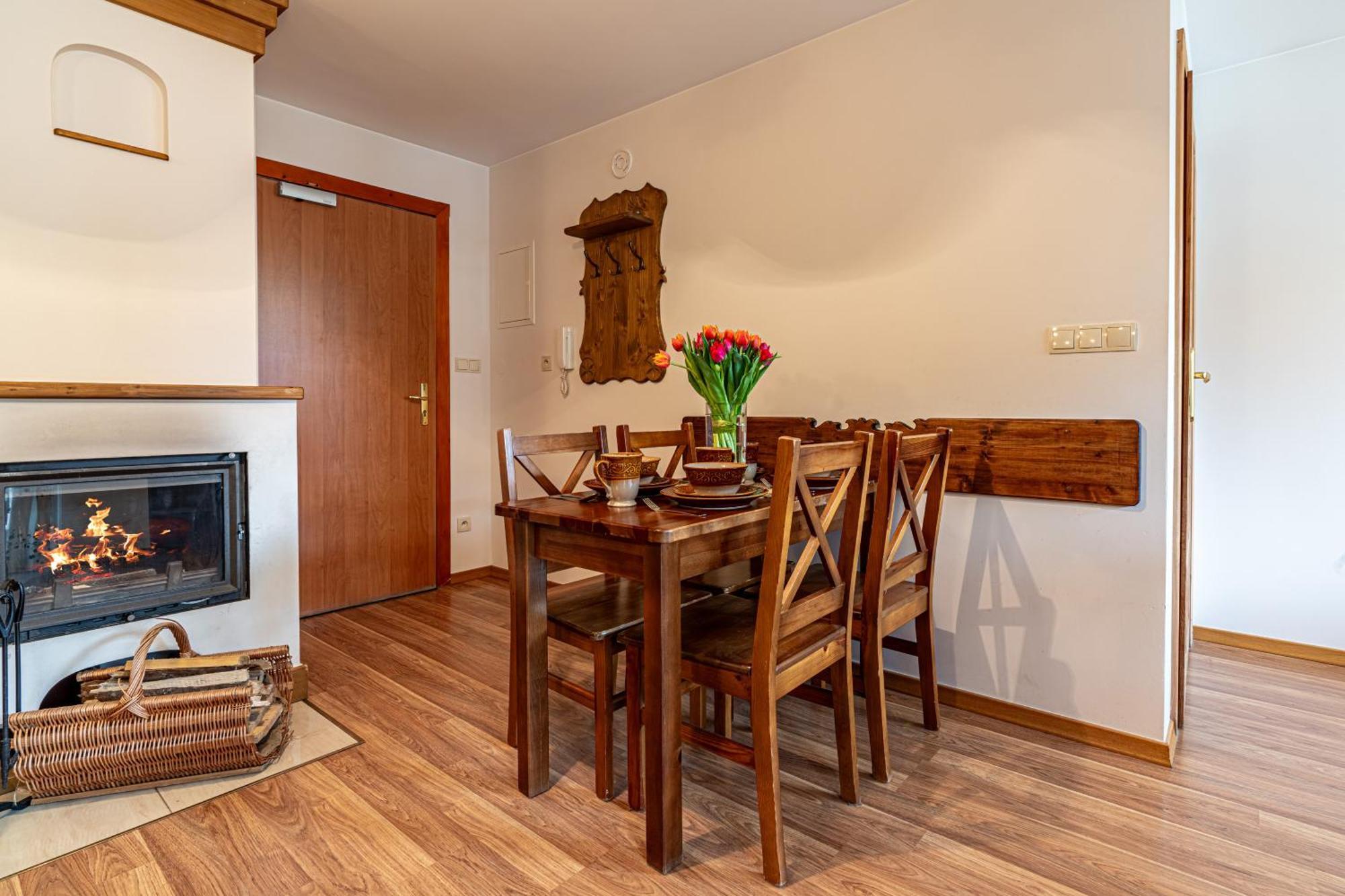 Apartamenty Pod Sloncem Кошелско Екстериор снимка